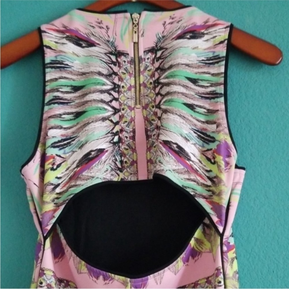 Hale Bob Pink Feather Print Dress Women  Sleeveless cut out back size medium - Picture 6 of 10
